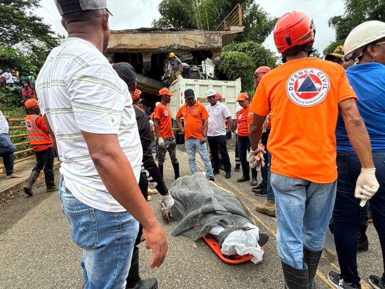 “Puentes que se desgajan, vidas que se apagan”