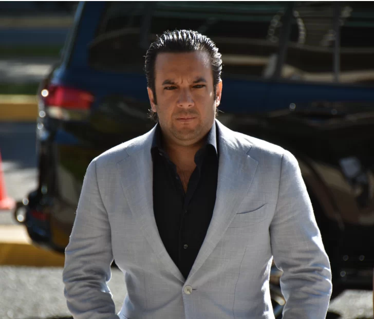 Jochy Gómez falsifica documento para impugnar a través de ADOCCO licitación de licencias de conducir