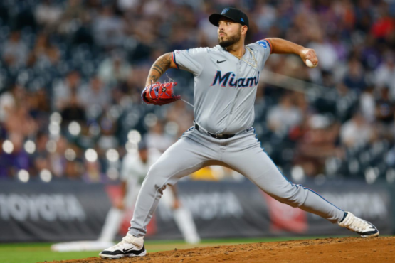 Jonathan Bermúdez se une a Leones del Escogido para la temporada 2025-26